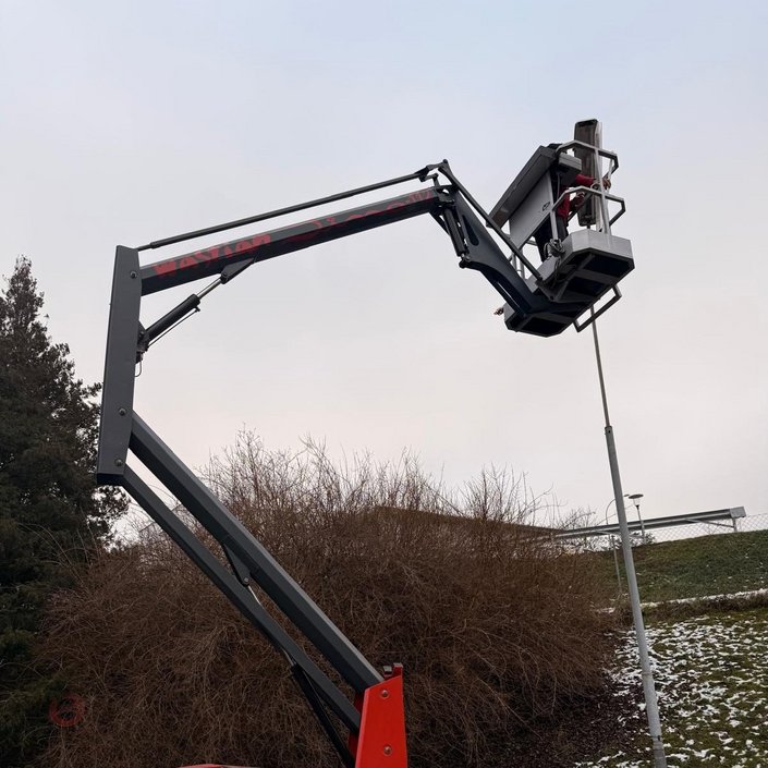 🚧 Arbeitsbühne zu vermieten! 🚧
Ab sofort bieten wir diese kompakte und leistungsstarke Arbeitsbühne zur Miete an –... 🚧 Arbeitsbühne zu vermieten! 🚧
Ab sofort bieten wir diese kompakte und leistungsstarke Arbeitsbühne zur Miete an –...